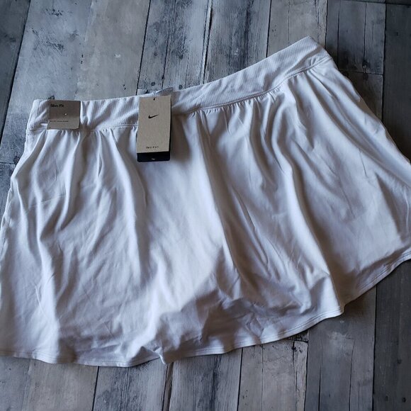 NWT - Nike Women's Plus Size Dri-FIT Victory Straight Athletic Skort- Size 2X - Picture 7 of 11